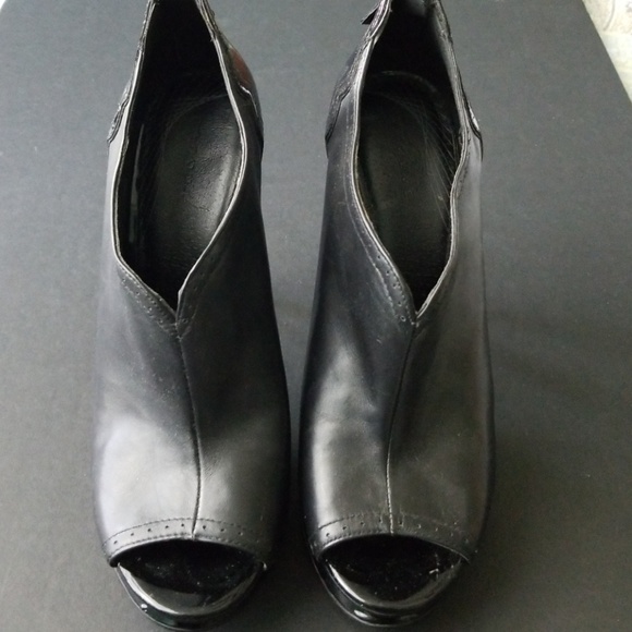 Leather Platform Peep Toe Heel - Picture 3 of 6